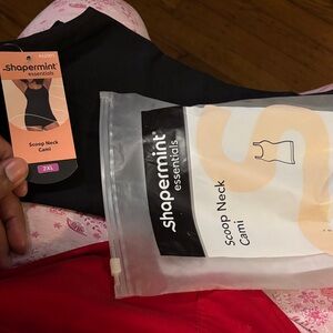 Shapermint Black Scoop Neck Cami